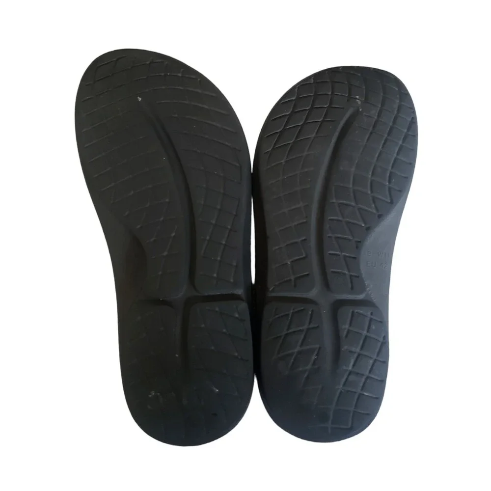 OOFOS Ooriginal Black Recovery Thong Flip Flop Sandals Slide Men's Size 9
